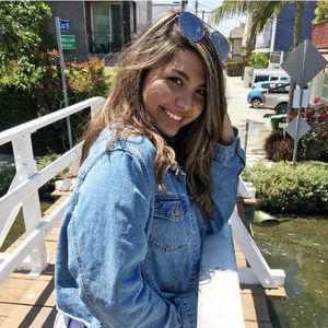 Meet your Posher, Marissa